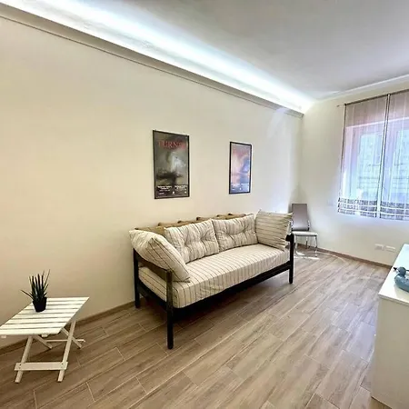 Apartman A Due Passi Da Piazza Cavalli