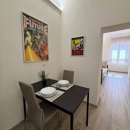 A Due Passi Da Piazza Cavalli Apartman Piacenza