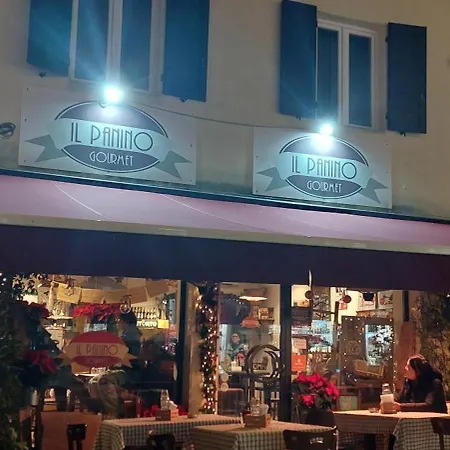 A Due Passi Da Piazza Cavalli * Piacenza