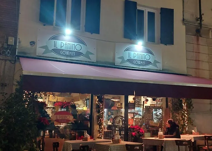 A Due Passi Da Piazza Cavalli * Piacenza